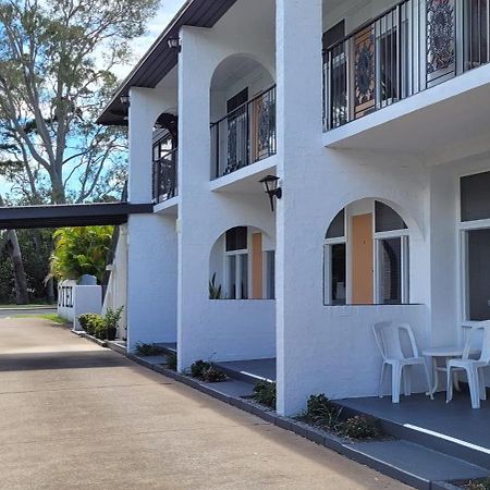 Tower Court Motel - Adults Only Haven Hervey Bay Esterno foto