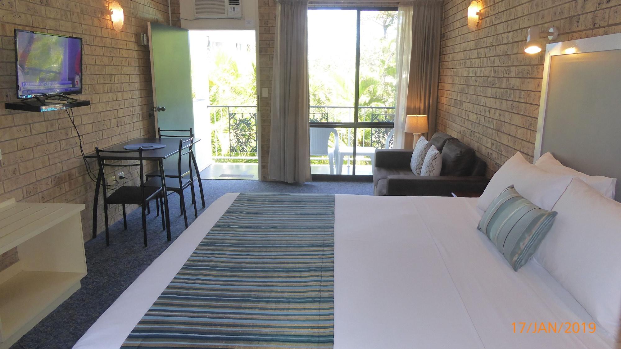 Tower Court Motel - Adults Only Haven Hervey Bay Esterno foto