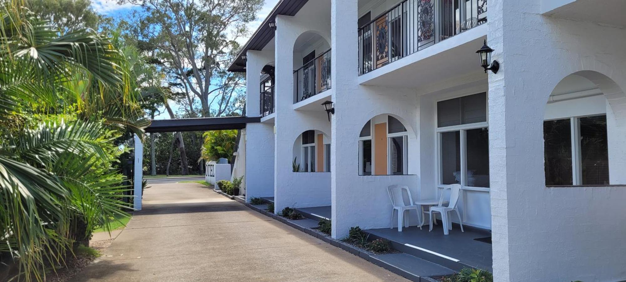 Tower Court Motel - Adults Only Haven Hervey Bay Esterno foto