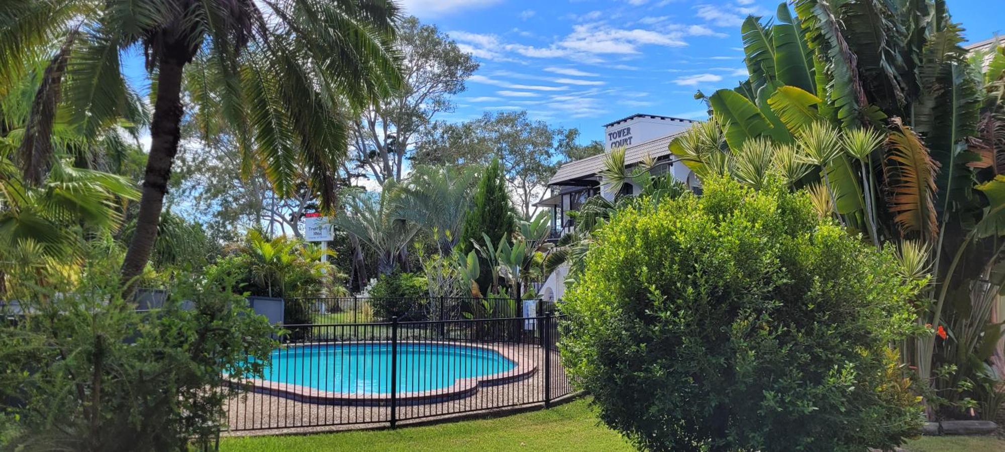 Tower Court Motel - Adults Only Haven Hervey Bay Esterno foto