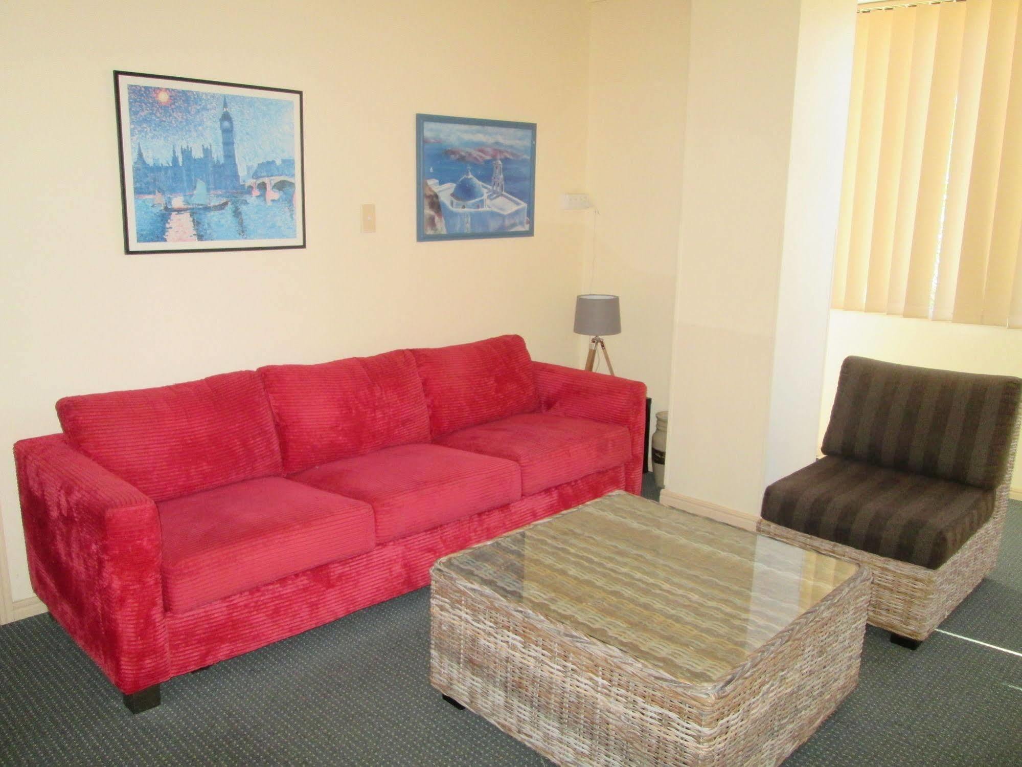 Tower Court Motel - Adults Only Haven Hervey Bay Esterno foto
