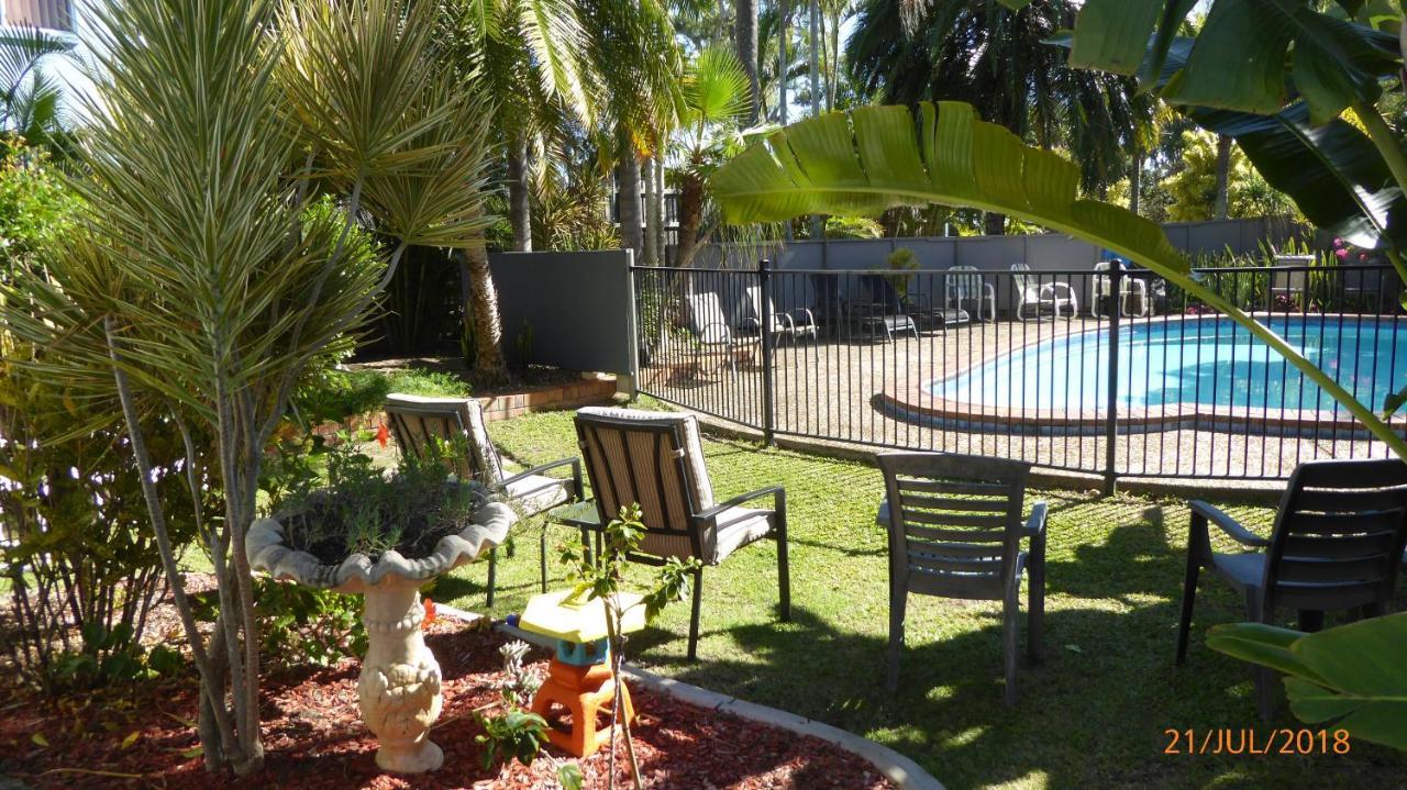 Tower Court Motel - Adults Only Haven Hervey Bay Esterno foto