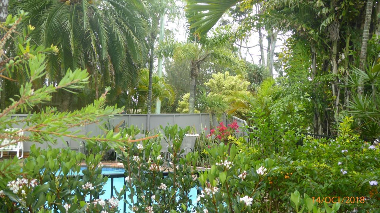 Tower Court Motel - Adults Only Haven Hervey Bay Esterno foto