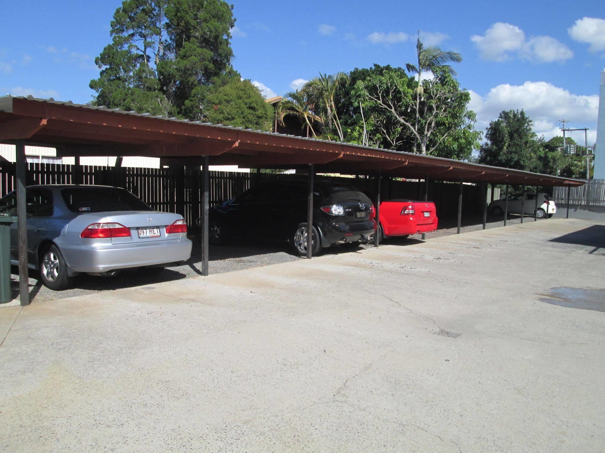 Tower Court Motel - Adults Only Haven Hervey Bay Esterno foto
