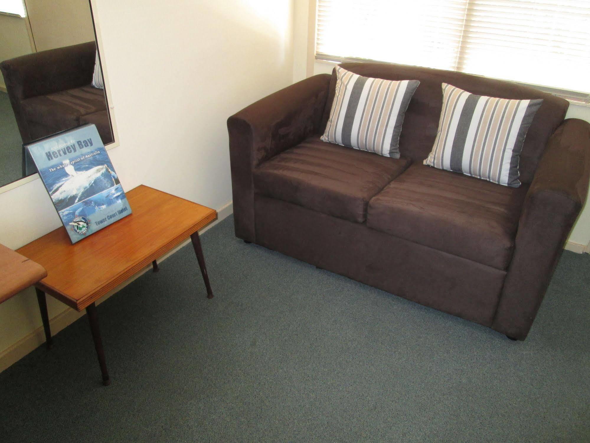 Tower Court Motel - Adults Only Haven Hervey Bay Esterno foto